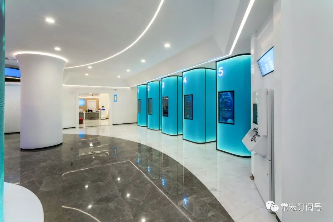 EuroShop中國(guó)零售設(shè)計(jì)獎(jiǎng)最佳智能道具場(chǎng)景設(shè)計(jì)與應(yīng)用獎(jiǎng)